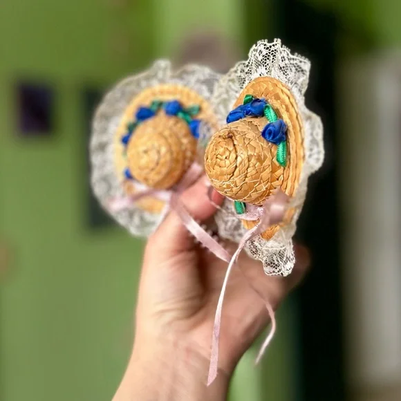 VTG Handmade Wicker Sun Hats Lace & Floral Magnet Cottagecore Farmhouse Set of 2 - Picture 2 of 10